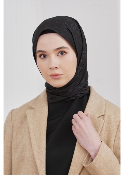 Floş Jakar Karmen Siyah Şal