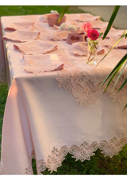 Masa Örtüsü Pembe Fransiz Dantelli 160/220 cm Masa Örtüsü 8 Pecete
