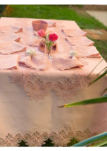 Masa Örtüsü Pembe Fransiz Dantelli 160/220 cm Masa Örtüsü 8 Pecete