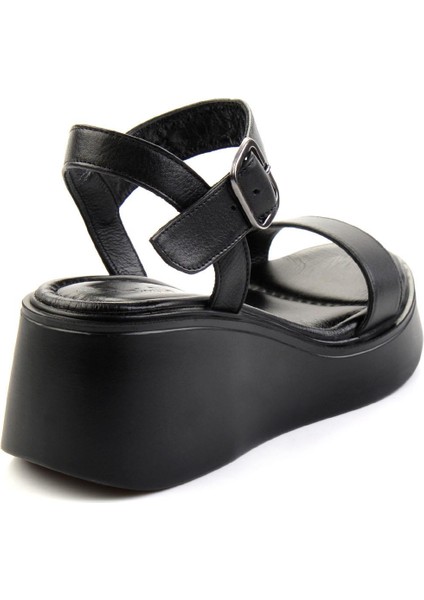 Siyah Leather Kadın Sandalet K05359032203 modelleri