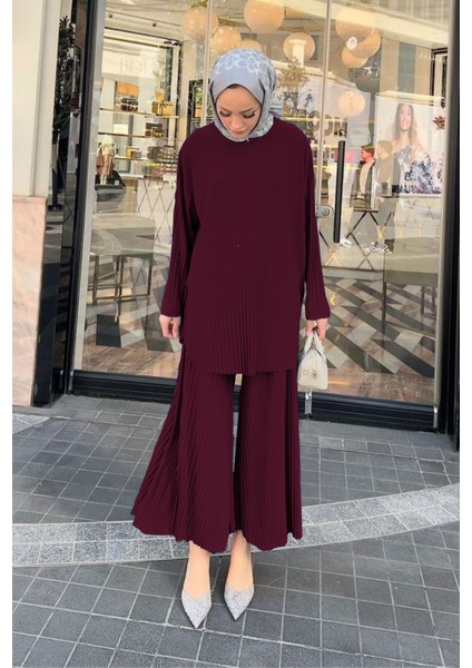 Piliseli Bol Kesim Pantolonlu Takım