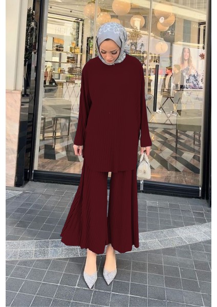 Piliseli Bol Kesim Pantolonlu Takım