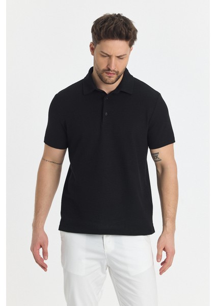 Jaguar Erkek Siyah Pamuk Karışımlı Çekmeyen Likralı Kumaş Yırtmaç Detaylı Slim Fit Polo Yaka Tişört modelleri
