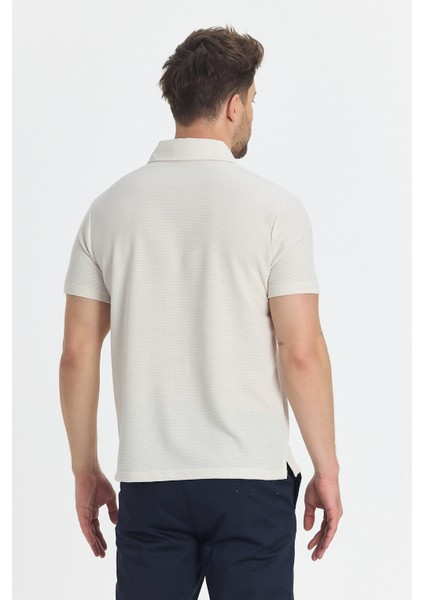 Jaguar Erkek Ekru Pamuk Karışımlı Çekmeyen Likralı Kumaş Yırtmaç Detaylı Slim Fit Polo Yaka Tişört fırsatları
