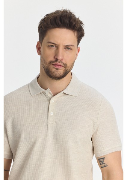 Nikol Erkek Krem Likralı Pamuk Karışımlı Melanj Efektli Slim Fit Kıvrılmaz Yaka Polo Yaka Tişört fiyatları