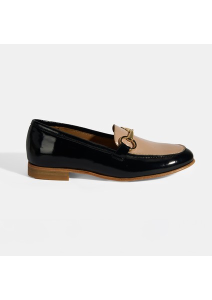 Siyah Kadın Metal Aksesuarlı Slip-On Rugan Loafer