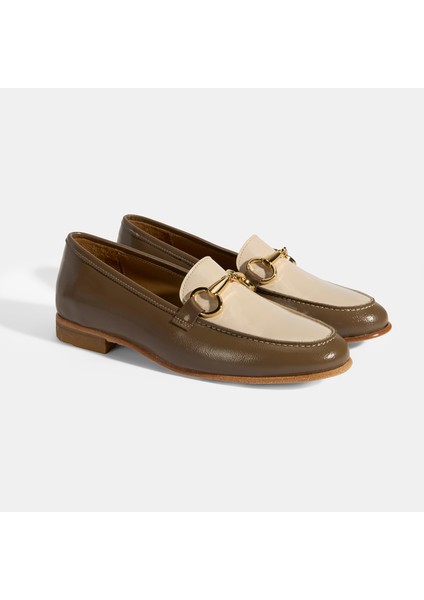 Koyu Gri Kadın Metal Aksesuarlı Slip-On Rugan Loafer fiyatları