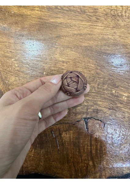 Desenli Iğneli Broş Yaka Iğnesi Giyim Aksesuarı 4x4 cm modelleri