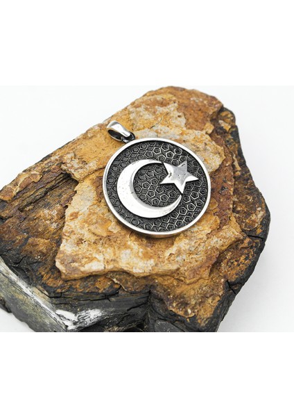 By Nevser Gümüş Ayyıldız Kabartma Model Erkek Kolye fiyatları