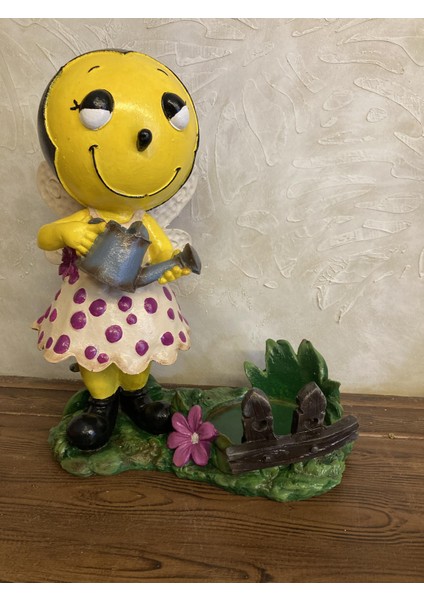 Arı Maya Kız Saksılık