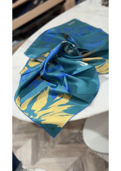 2025 Desenli Saf Ipek Twill Eşarp 9322-37 modelleri