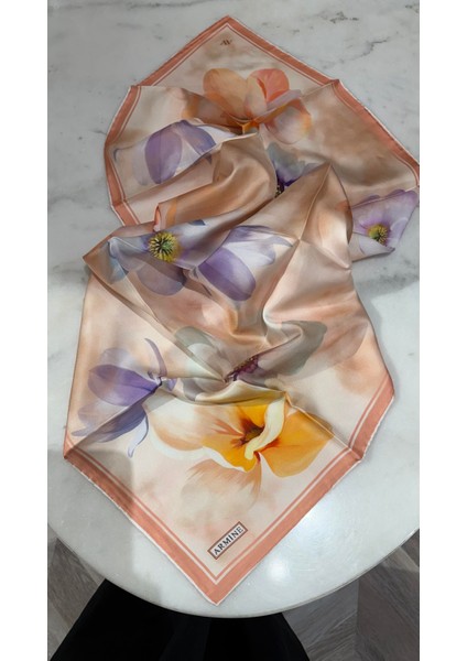 2025 Desenli Saf Ipek Twill Eşarp 9305-34 fiyatları