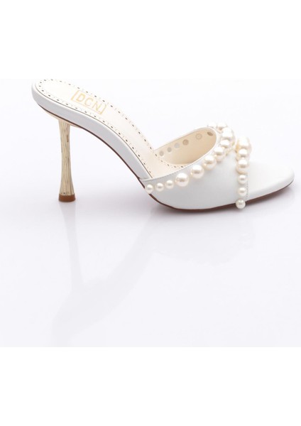 3123 Kadin Topuklu Ayakkabi