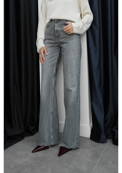 Koyu Gri Yıkamalı Straight Jean