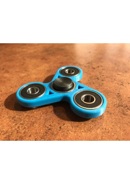 Fidget Spinner Sadece Plastik Aparattır