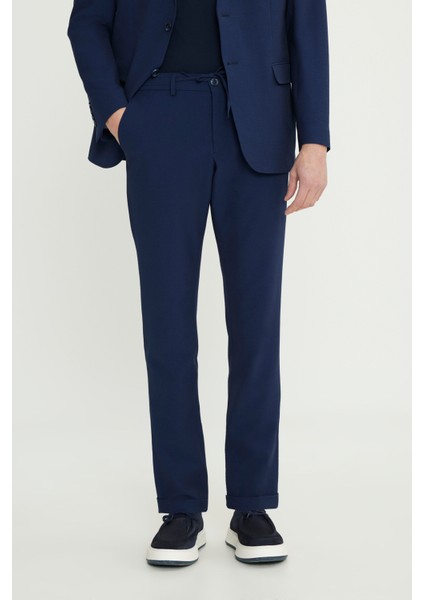 Slim Fit Dar Kesim Kırlangıç Yaka Gofre Desenli Kapak Cepli Esnek Takım Elbise fırsatları