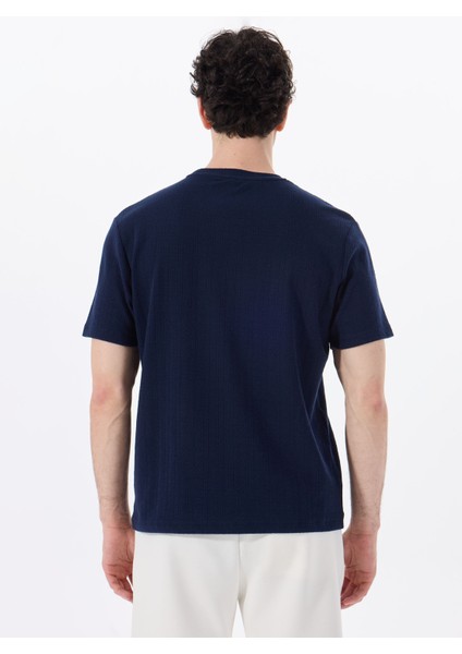 D5SM-TST3843 Lacivert Bisiklet Yaka Relaxed Düz Erkek T-Shirt indirimleri