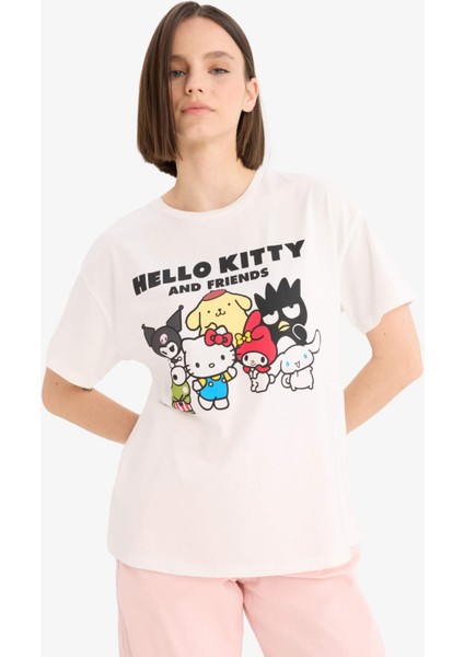 Hello Kitty Oversize Geniş Kalıp Sırt Baskılı Kısa Kollu Tişört E6157AX25SM modelleri