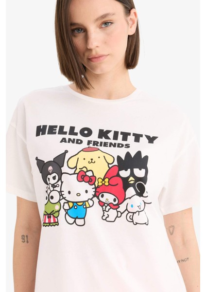 Hello Kitty Oversize Geniş Kalıp Sırt Baskılı Kısa Kollu Tişört E6157AX25SM indirimleri