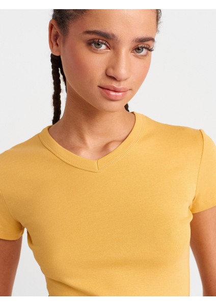 31673 V Yaka T-Shirt-Siyah modelleri