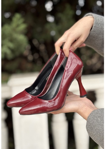 Pembe Pabuç Ulba Bordo Rugan Stiletto Ayakkabı