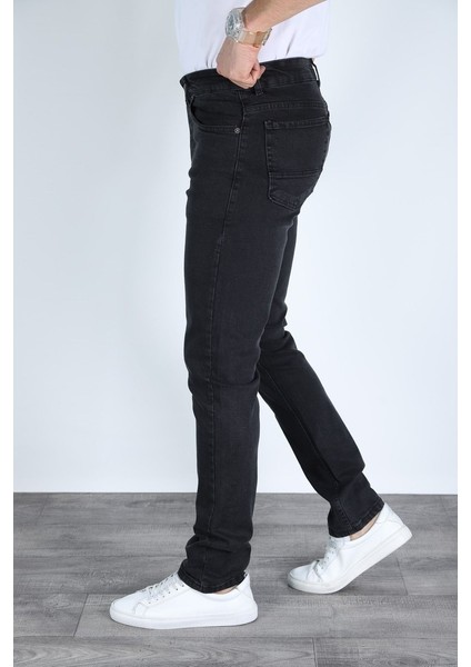 Erkek Regular Fit Rahat Kesim Denim Siyah Jeans