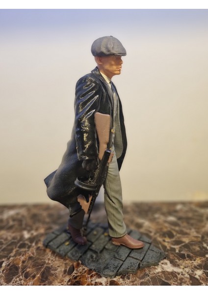 Tommy Shelby 30 cm Figür Peaky Blinders fırsatları
