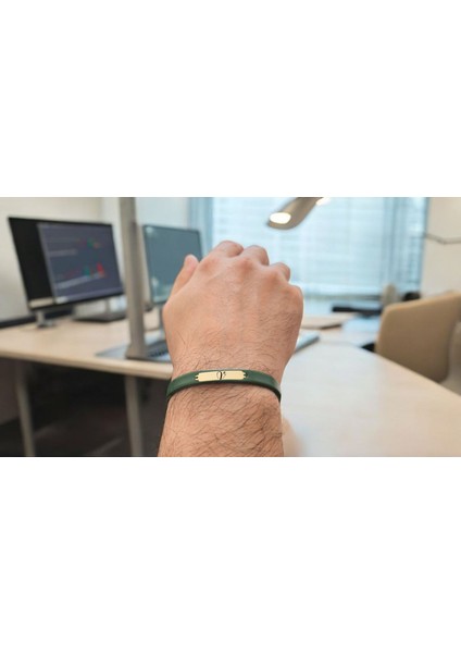 Yeşil Derili 14 Ayar Altın Plakalı Dikdörtgen Motifli Erkeklere Özel Harf Bilekliği-371 fırsatları