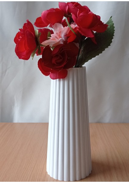 Iskandinav Tarz Beton Çizgili Vazo 18 cm modelleri