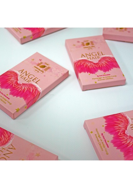 Angel Hair Chocolate Antep Fıstığı Kremalı Ve Pişmaniyeli Ruby Çikolata 80 gram