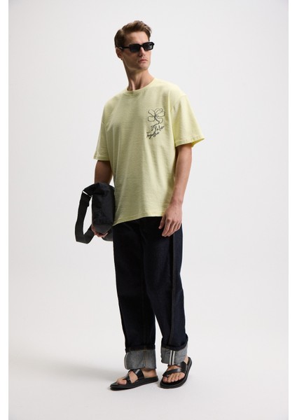 Ourflow Erkek Nakış Detaylı Organik Pamuk Bisiklet Yaka Kısa Kollu Oversize Sarı T-Shirt