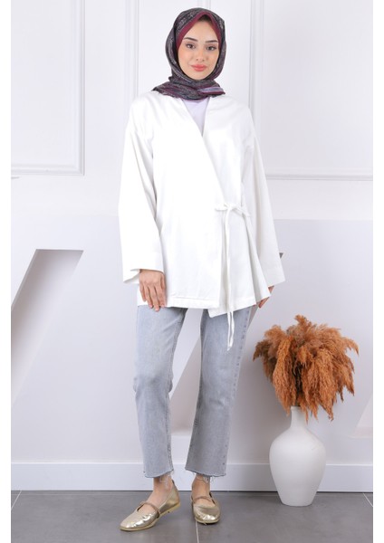 Beyaz Çapraz Bağlamalı Kimono