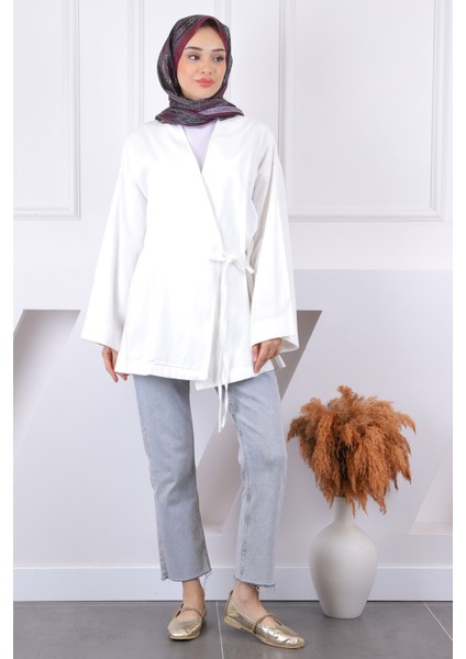 Beyaz Çapraz Bağlamalı Kimono