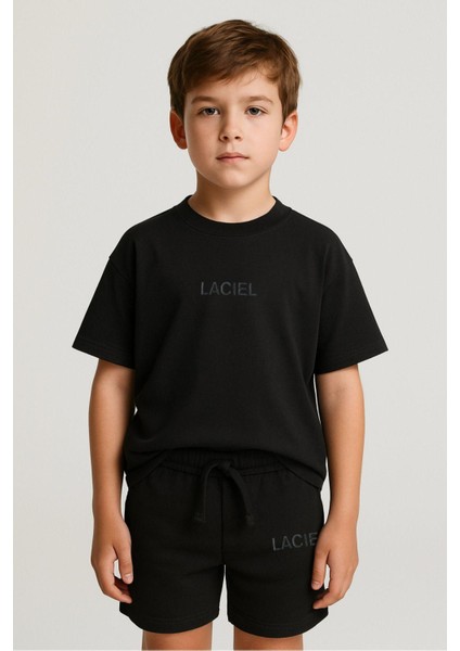 Kabartma Yazı Baskılı Tshirt ve Şortlu Erkek Çocuk Yazlık Takım