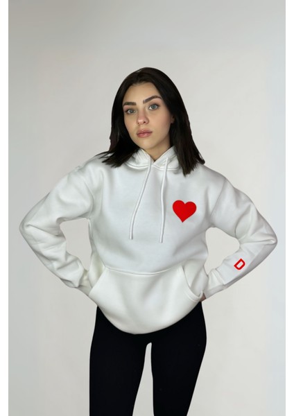 Sevgililer Günü Kişiye Özel Harfli Pamuklu Oversize Kalpli Sweatshirt