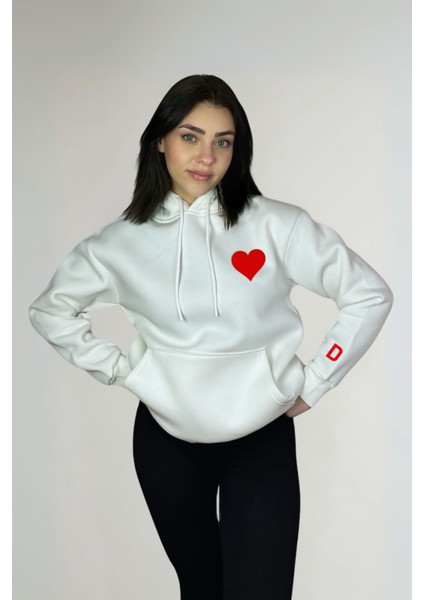 Sevgililer Günü Kişiye Özel Harfli Pamuklu Oversize Kalpli Sweatshirt fiyatları
