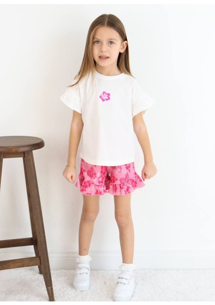 Kız Çocuk Çiçek Detaylı Tshirt ve Şort Takım 4-5 Yaş