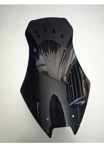 Barossa Adv 125 Siperlik Ön Cam 2025 Model 65CM Siyah Renkli 4mm Orta Boylu Cam