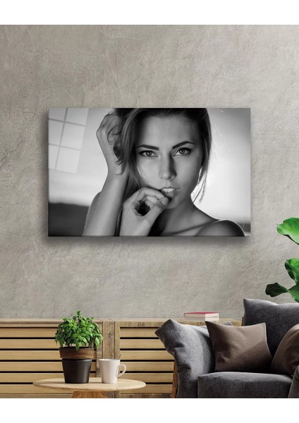 Marsilyan- Siyah Beyaz Insan Fotoğrafları Kadın Cam Tablo fiyatları