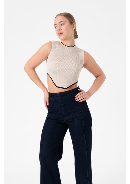 Kolsuz Triko Crop Bluz - Bej