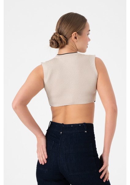 Kolsuz Triko Crop Bluz - Bej