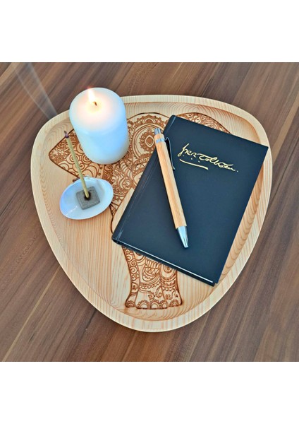 Fil Desenli Ahşap Yuvarlak Dekoratif Tabak