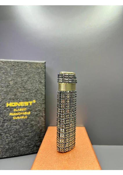 Pürmüz Alevli Zarif Parlak Taşlı Lüks Bayan Rüzgar Çakmağı modelleri