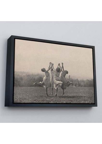 Çerçeveli Isviçreli Fotoğrafçı Frederick Boissonnas Dans Eden Kadınlar TABLOSU-6656