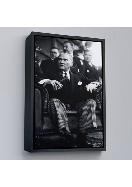 Çerçeveli Atatürk Portre Tablosu Mustafa Kemal Atatürk Dikdörtgen Dekoratif Kanvas Tablo-71