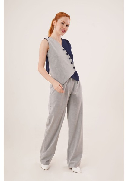 V Yaka Düğmeli Crop modelleri