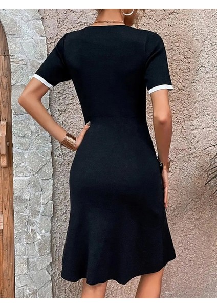 Kadın Kısa Kollu Bisiklet Yaka Yandan Yırtmaçlı Renkli Şerit Detay Janjan Krep Elbise indirimleri