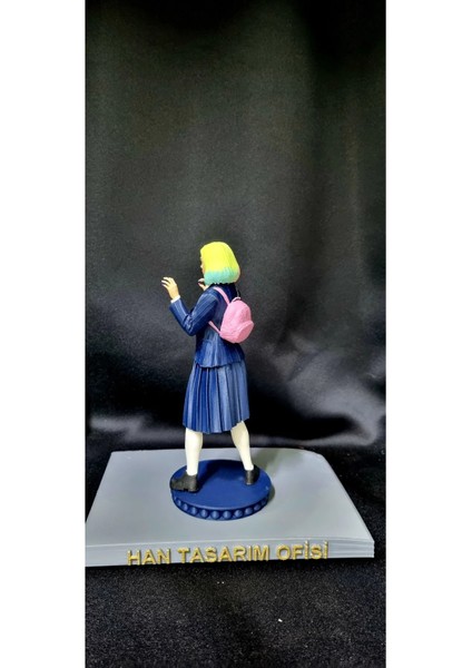 Wednesday In Arkadaşı Edin Sinclair Figür 20 cm fiyatları