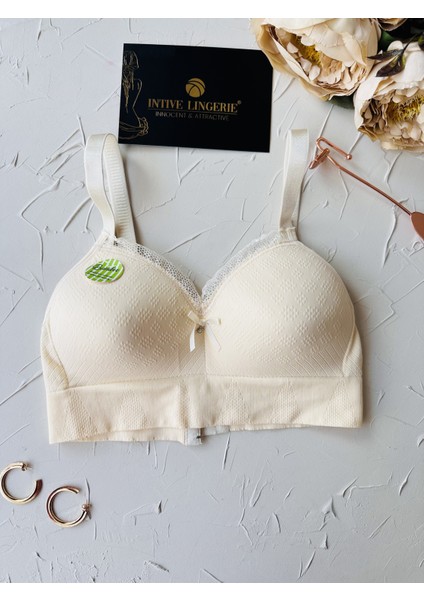 Celine C Cup Bambu Hisli Ultra Rahat Polamid Kumaştan Dokulu Dantel Detaylı Balensiz Desteksiz Sütyen