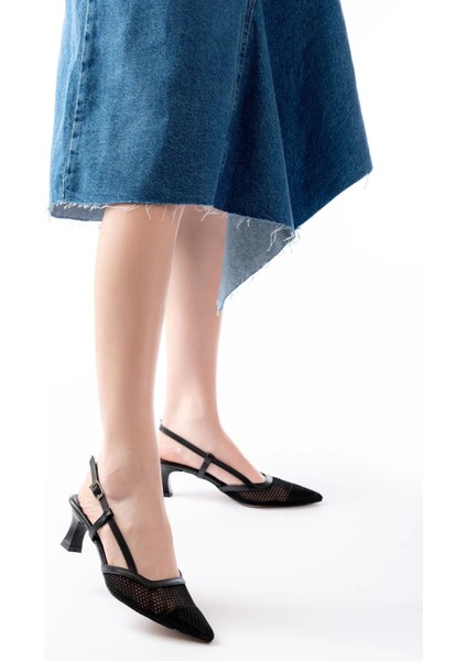 K-607 Siyah Günlük Fileli Arkası Açık 7 cm Topuklu Bayan Ayakkabı
